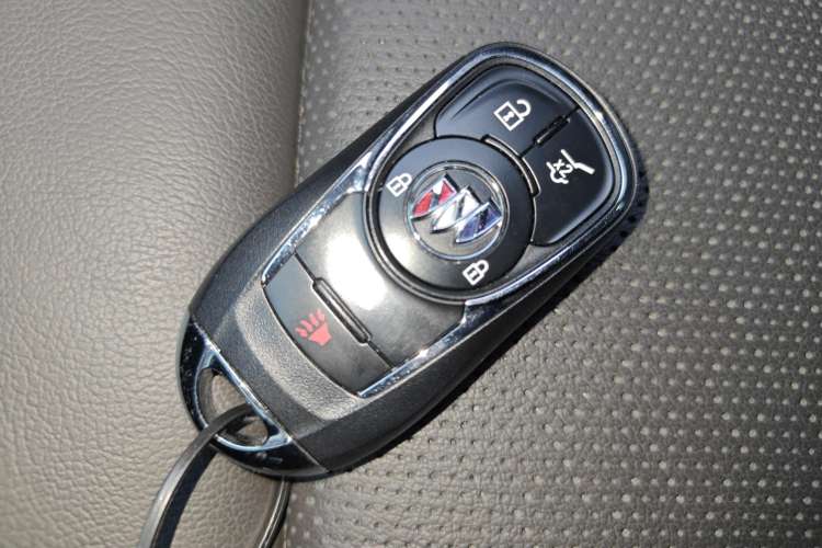 Used Buick Enclave 2022 652T Two-Wheel-Drive Prestige 7-Seater
