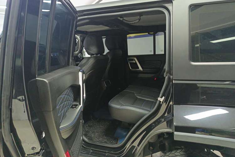 Used BAIC Off-Road BJ40 2023 2.0T Automatic Four-Wheel Drive Urban Hunter Edition Chivalrous Type
