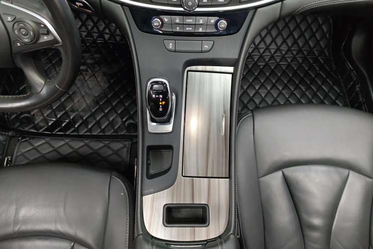 Used Buick LaCrosse 2022 552T Luxury Version
