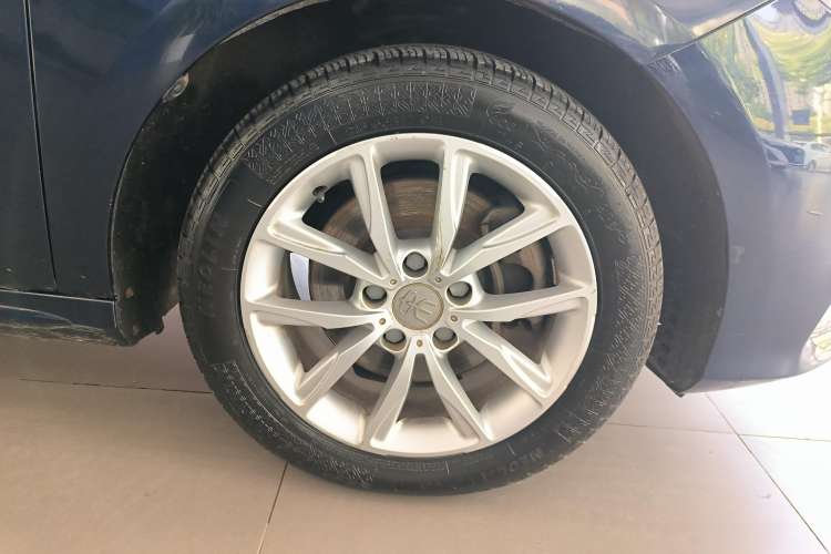 Used BYD Song MAX 2019 1.5T Manual Smart Connect Ruiyi Sunroof Model 7 Seats China V Emission Standard
