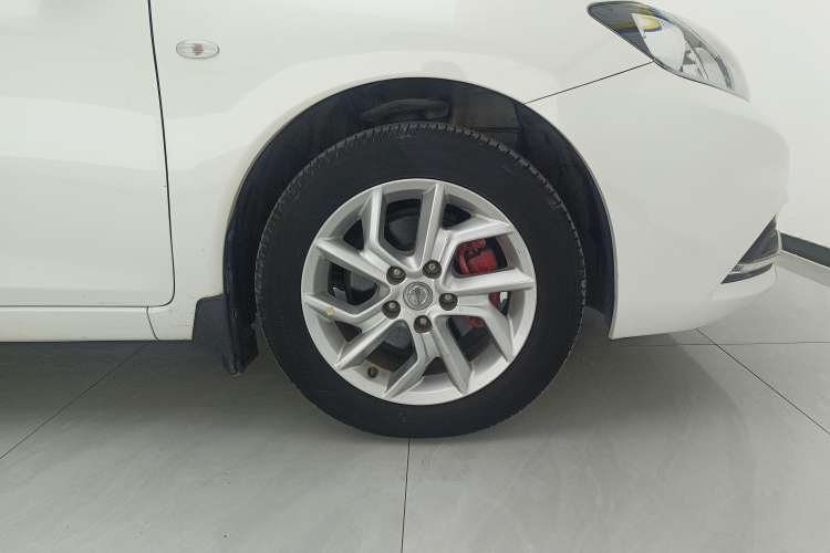 Used Nissan Tiida 2021 1.6L CVT Cool Edition
