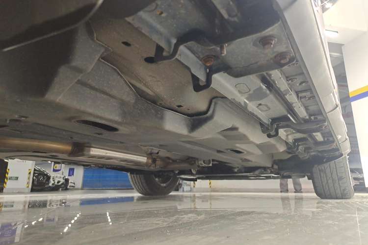 Used  Cherokee 2020 2.0L Two-Wheel Drive Classic Sports Edition
