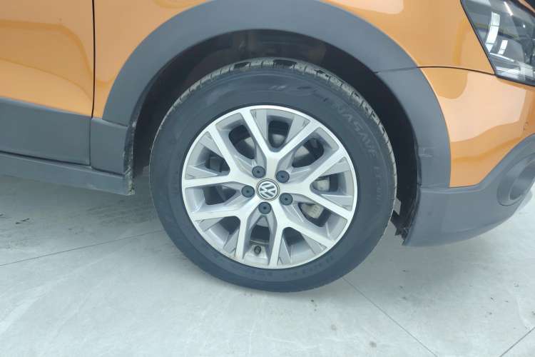 Used Volkswagen Polo 2018 1.5L Cross Polo Automatic
