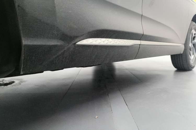 Used Hongqi HS3 2023 1.5T Two-Wheel Drive Shanwei Edition
