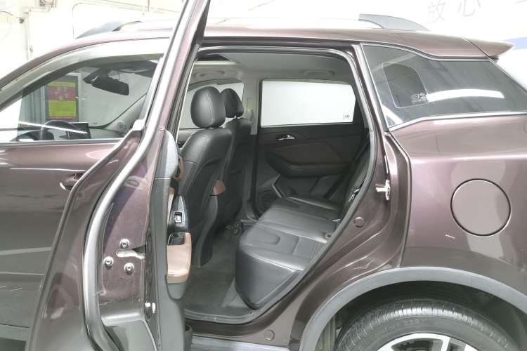 Used  Q35 2016 1.5L Manual Smart Edition
