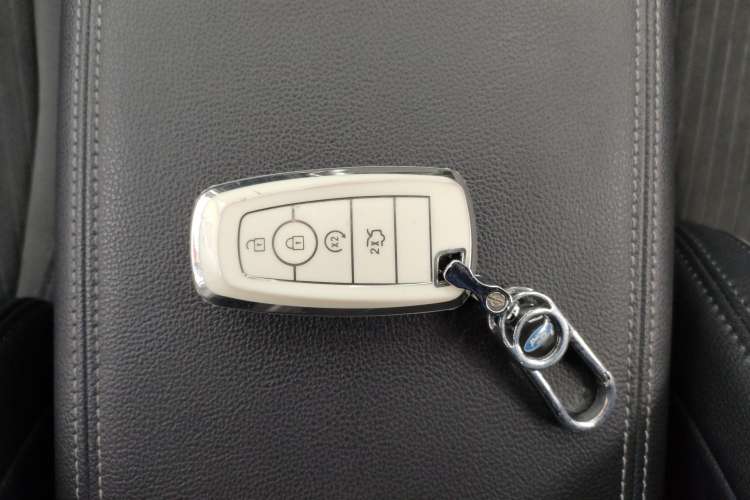 Used Ford Taurus 2019 EcoBoost 245 Comfort Edition
