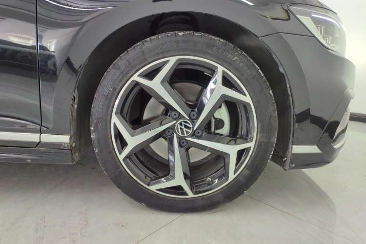 Used Volkswagen Magotan 2023 2 Million Units Commemorative Edition 330TSI DSG Luxury Version
