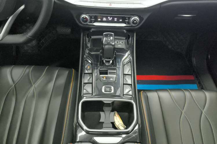 Used Bestune T77 2023 1.5T Automatic Premium Edition
