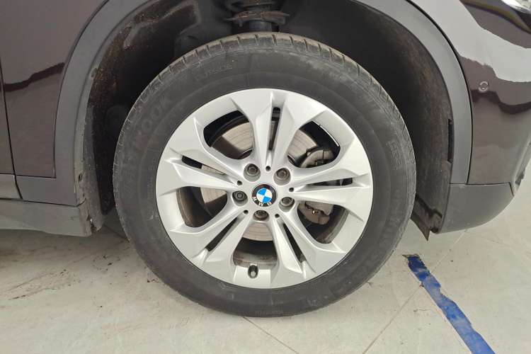 Used BMW X1 2016 sDrive18Li Premium Edition
