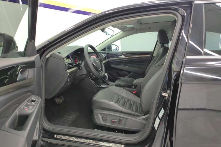 Used Volkswagen Passat 2019 330TSI Elite Edition China VI