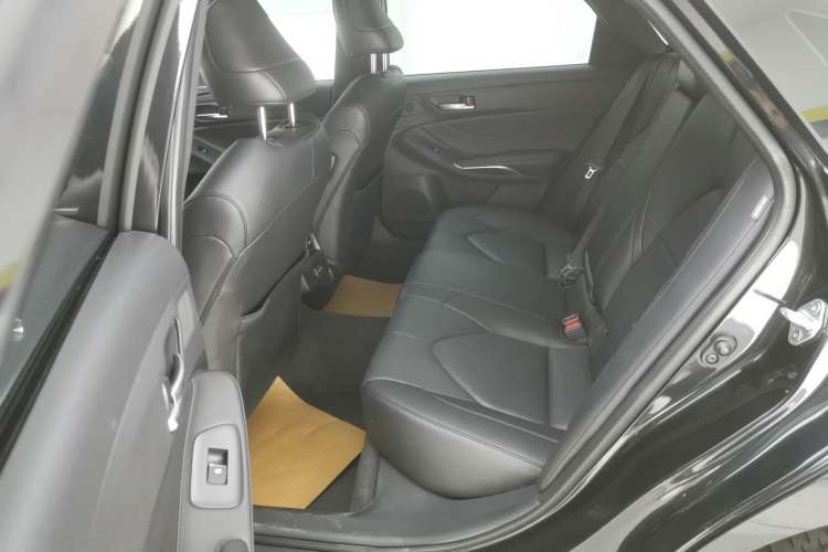 Used Toyota Avalon 2023 2.0L Luxury Edition
