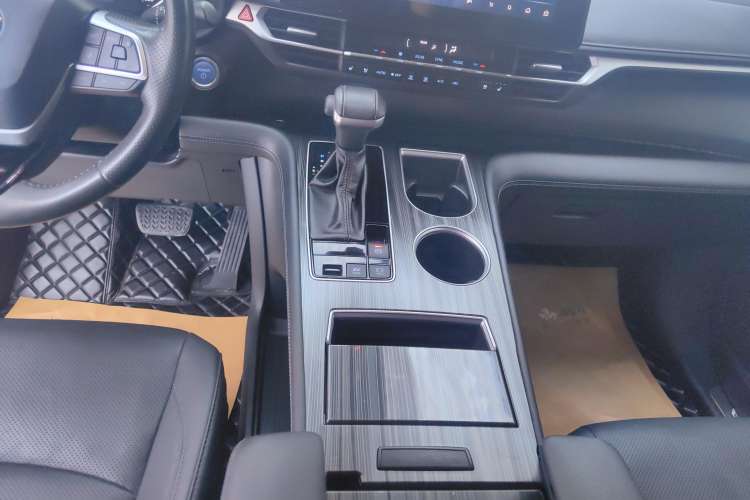 Used Toyota Sienna 2021 2.5L Hybrid Premium Edition
