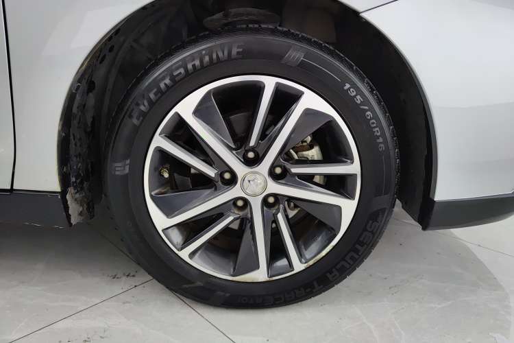 Used Venucia D60 2019 100 000 Honor 1.6L XL CVT Chenku Edition China VI Standard
