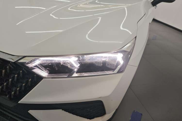 Used Bestune T77 2019 230 TID Automatic Prestige Version China V Emission Standard
