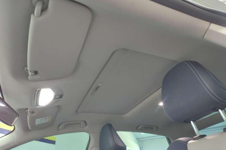 Used Geely Auto Emgrand 2022 4th Generation 1.5L CVT Flagship Model
