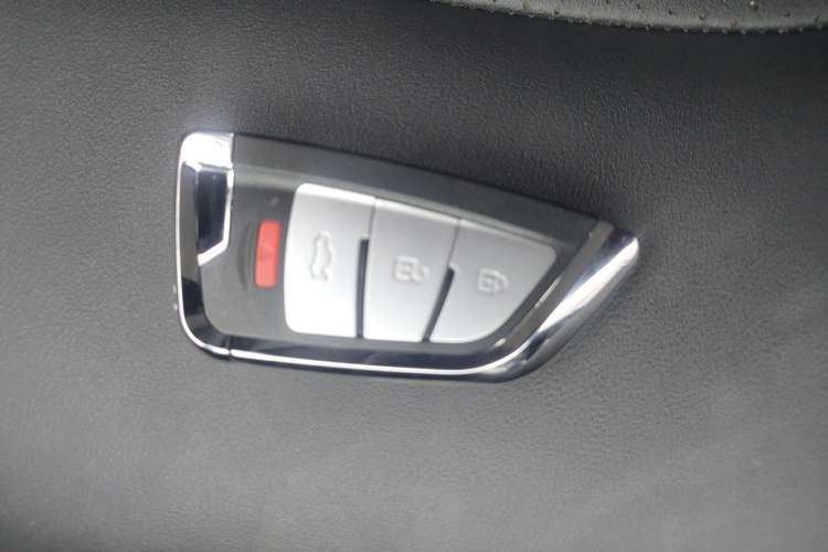 Used Dongfeng Aeolus Yixuan 2024 1.5L Automatic JingSu Edition
