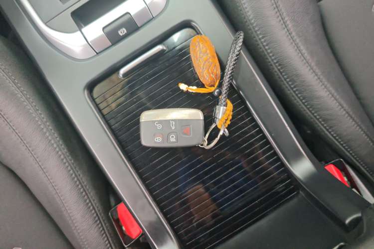 Used Land Rover Discovery Sport 2016 2.0T S
