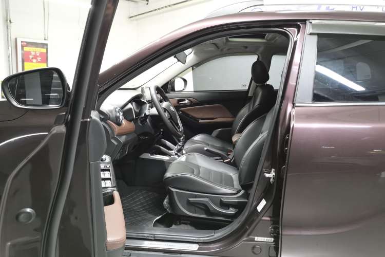 Used  Q35 2016 1.5L Manual Smart Edition
