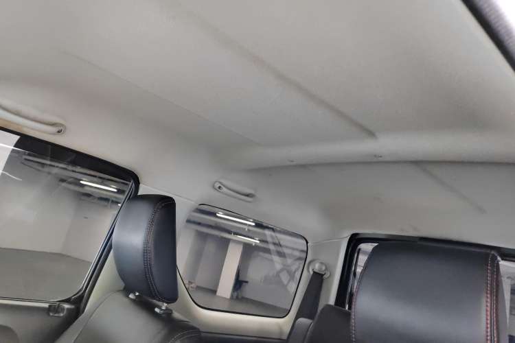 Used Suzuki Jimny 2015 1.3 AT JLX