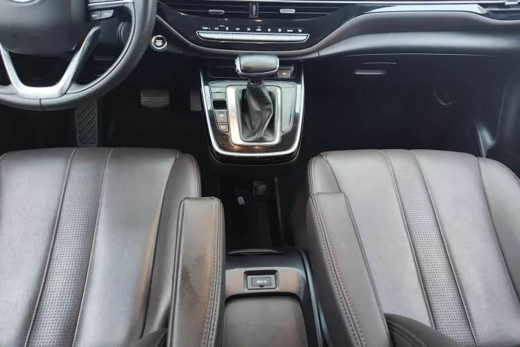 Used GAC Trumpchi M6 2019 270T DCT Luxury Edition (6-seater) China VI
