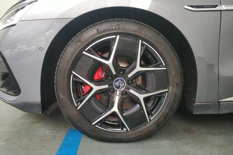 Used BYD Han 2022 DM-i 242km Flagship Model
