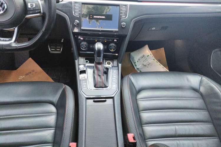 Used Volkswagen Lamando 2017 2.0T GTS
