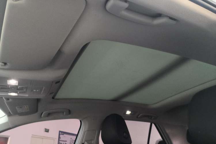 Used Volkswagen T-ROC 2020 230TSI DSG Two-Wheel Drive Advanced Version
