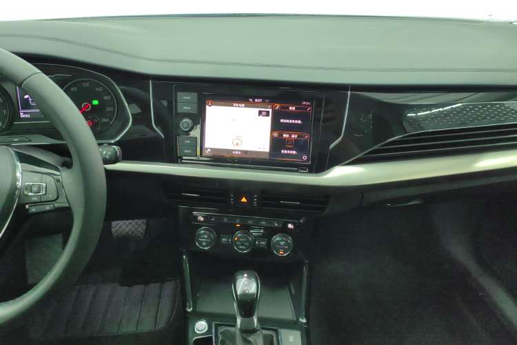 Used Volkswagen Passat 2019 330TSI Elite Edition China VI