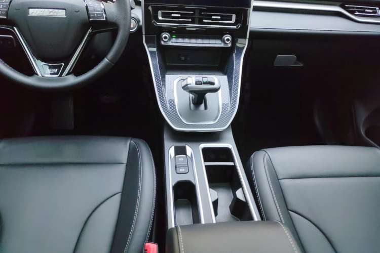 Used Haval M6 2021 PLUS 1.5T DCT Luxury Smart Connectivity Model
