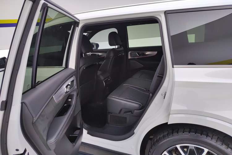 Used GAC Trumpchi GS8 2022 Double-Energy Series 2.0TM Four-Wheel Drive Premium Edition (7 Seats)
