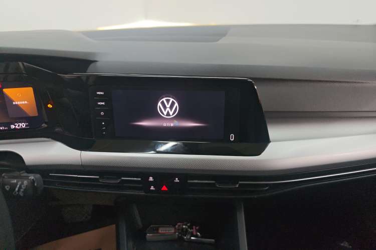 Used Volkswagen Golf 2023 Facelift 280TSI DSG Pro
