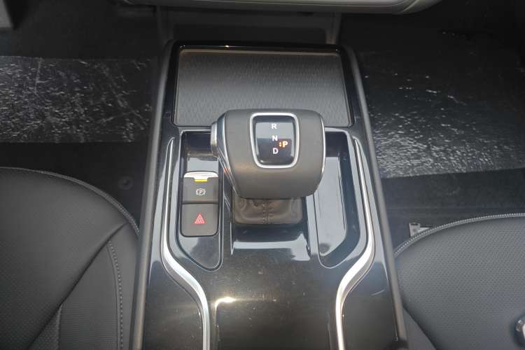 Used Hongqi E-QM5 2023 Base Travel Edition
