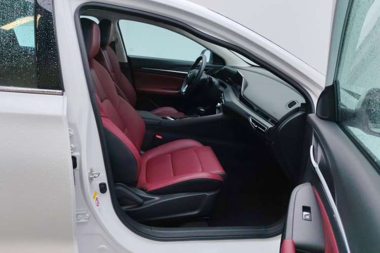 Used Changan Eado 2020 PLUS Blue Whale NE 1.4T GDI DCT Flagship Model
