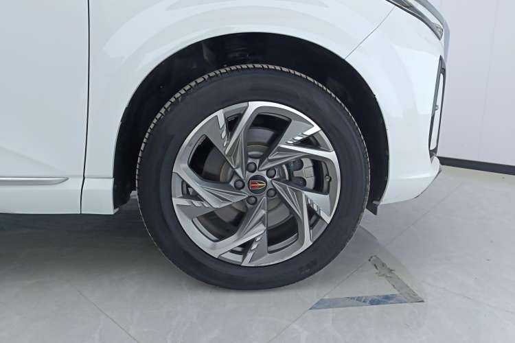 Used Hongqi HS3 2023 2.0T Two-Wheel Drive Available Version
