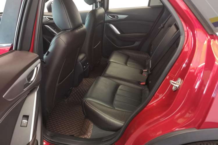 Used Mazda CX-4 2018 2.0L Automatic Two-Wheel Drive Blue Sky Premium Upgrade Version China VI Standard
