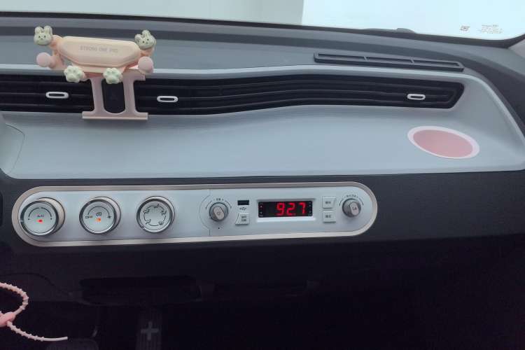 Used Wuling Hongguang MINIEV 2022 Macaron Fashion Model Lithium Iron Phosphate
