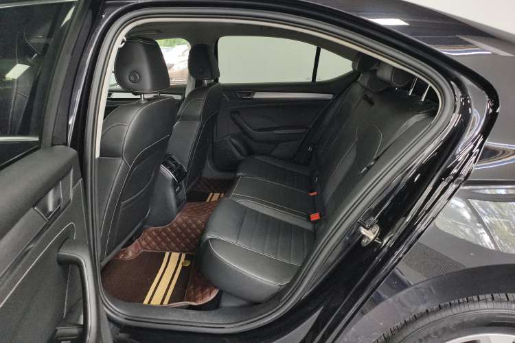 Used Skoda Superb 2019 Facelifted TSI280 DSG Comfort Edition
