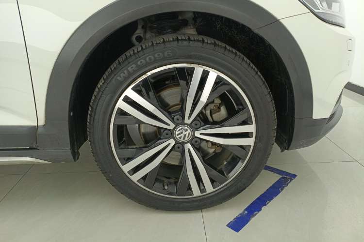 Used Volkswagen Touran 2021 Volkswagen Touran L 280TSI DSG Boundary Edition 7-Seater