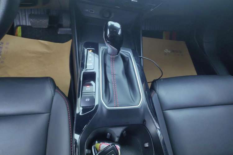 Used MG 5 2021 Revised Version 180 DVVT CVT Youth Luxury Edition
