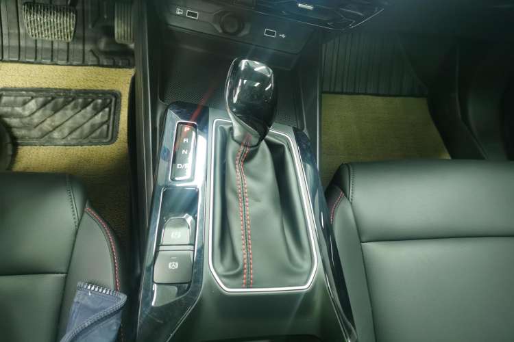 Used MG 5 2023 180 DVVT CVT Fashion Edition
