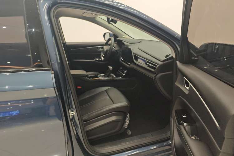 Used Wuling Victory 2020 1.5T CVT Luxury Model
