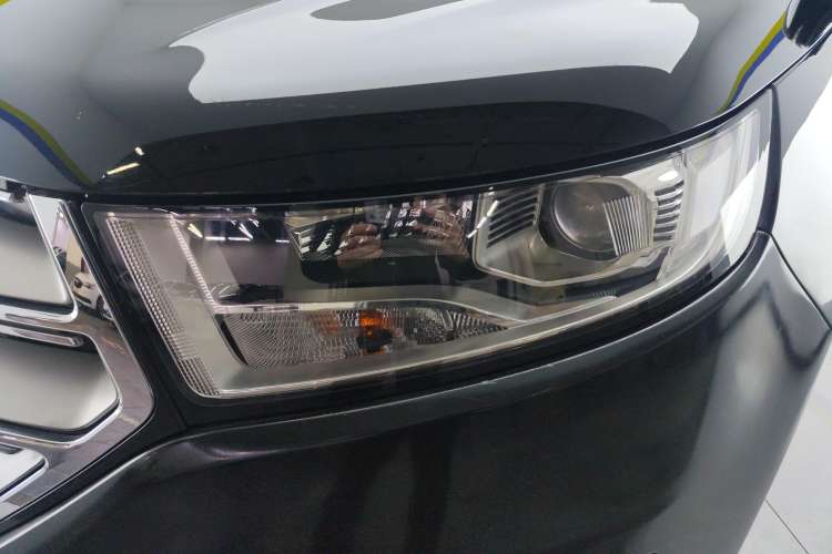 Used Ford Edge 2018 EcoBoost 245 Two-Wheel-Drive Titanium 5-Seater China V Standard