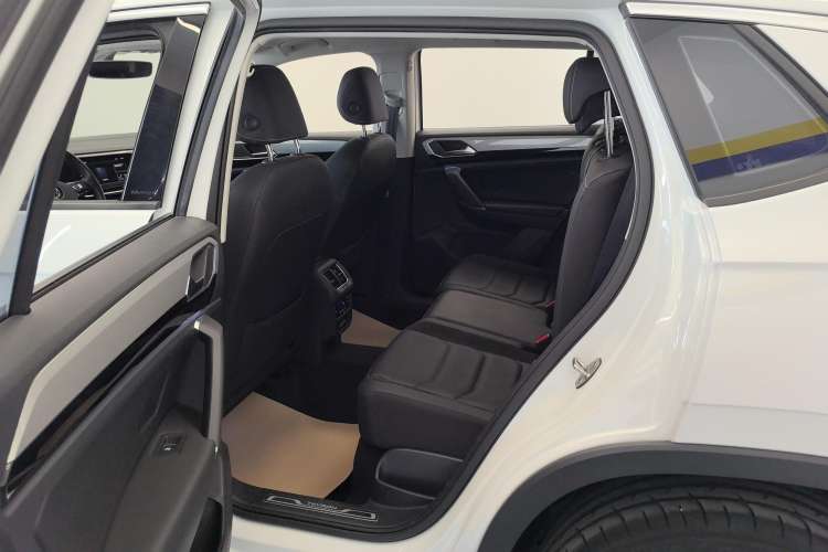 Used Volkswagen Tayron 2020 330TSI Two-Wheel Drive Luxury Smart Connectivity Version
