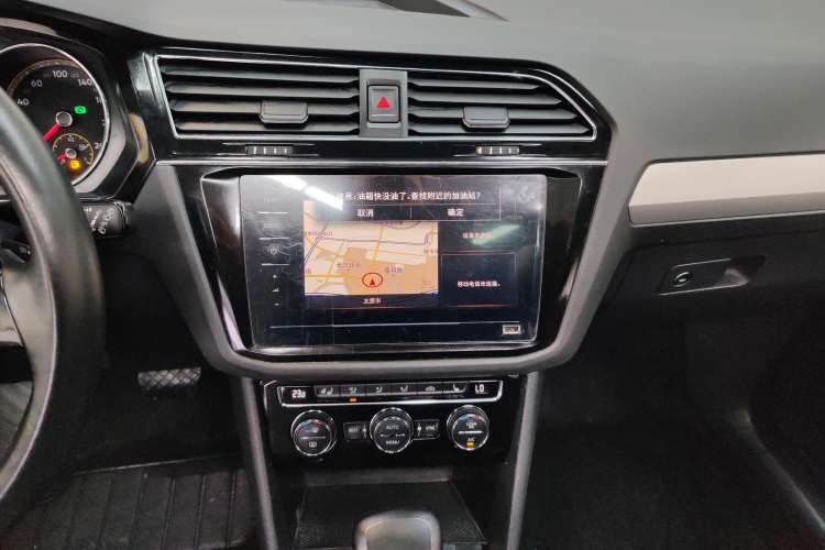 Used Volkswagen Tiguan L 2019 Revised 330TSI Automatic Two-Wheel Drive Smart & Luxury Edition China VI Standard
