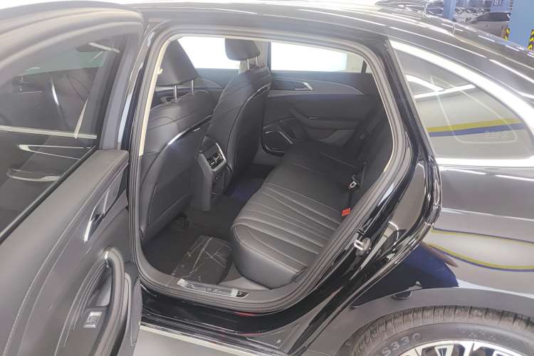 Used Hongqi H5 2024 2.0T Automatic Smart Connect Flagship Edition
