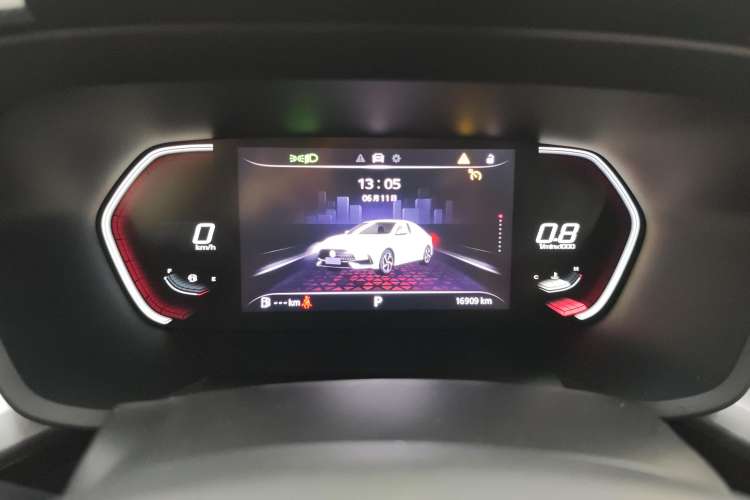 Used MG 5 2021 180 DVVT CVT Youth Luxury Edition
