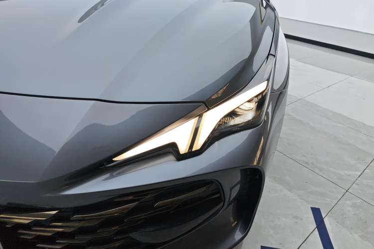 Used MG 7 2023 2.0T Automatic Hunter Luxury Edition
