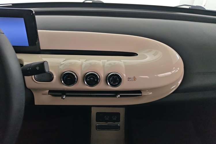 Used Wuling Bingo 2024 203km Light Edition
