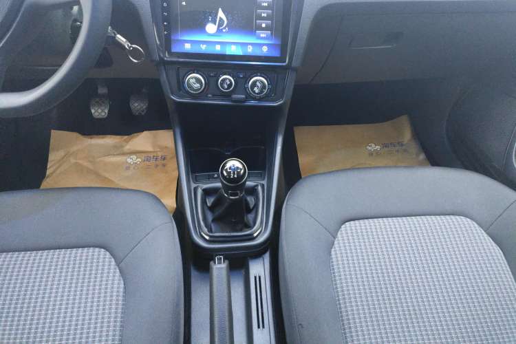 Used Volkswagen Santana 2019 1.5L Manual Fashion Edition China VI Standard