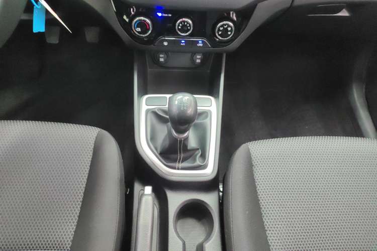 Used Hyundai ix25 2017 1.6L Manual Fashion Model
